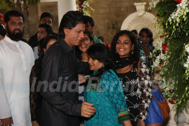 Shahrukh Khan celebrating Eid Al-Fitr