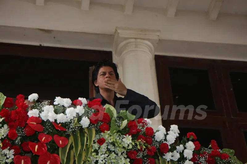 Shahrukh Khan celebrating Eid Al-Fitr