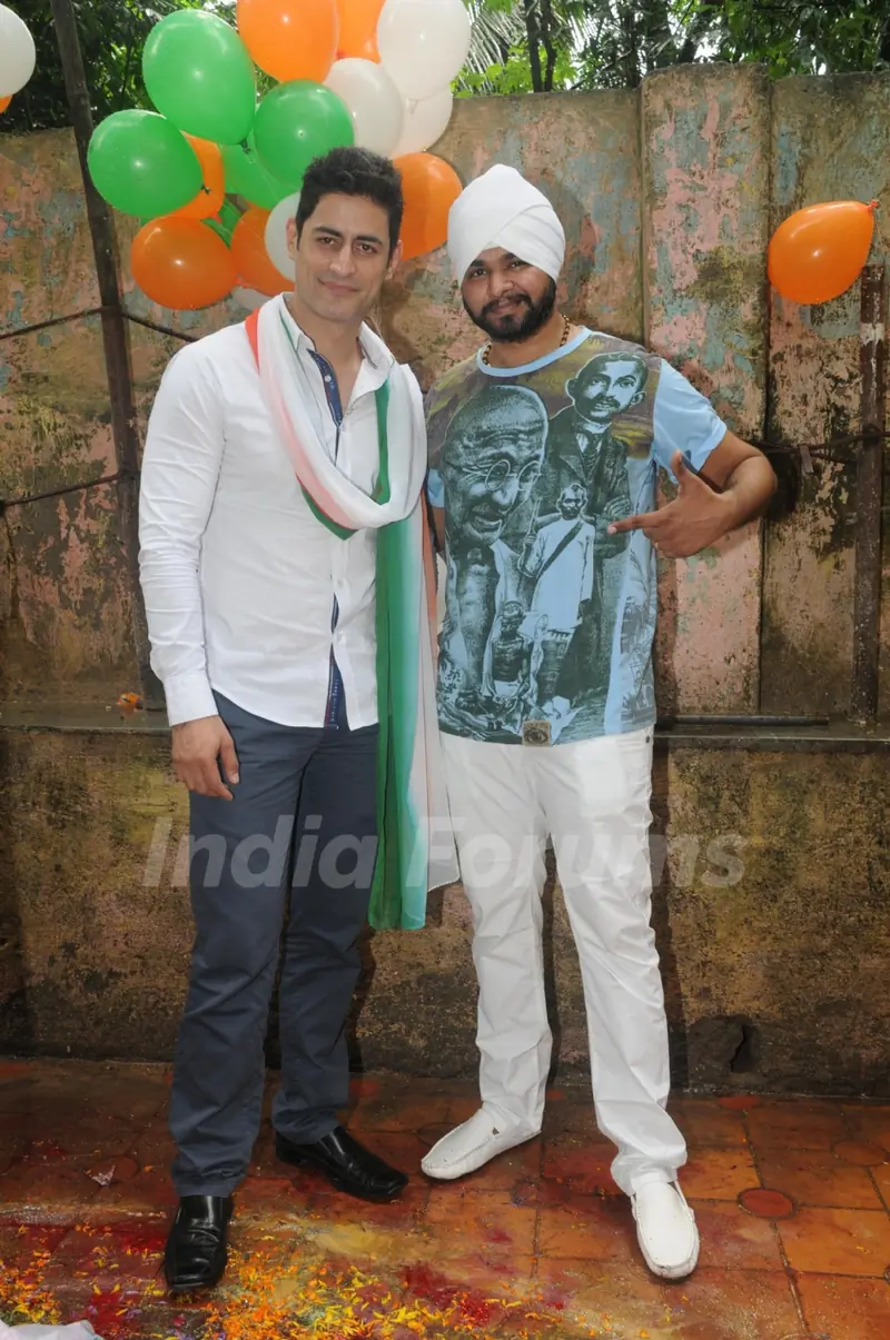 Mohit Raina had the tri-color all around him