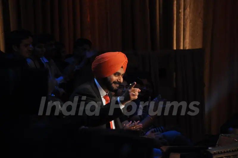 Navjot Singh Siddhu at Satyagraha's  Promotion on Comedy Nights with Kapil