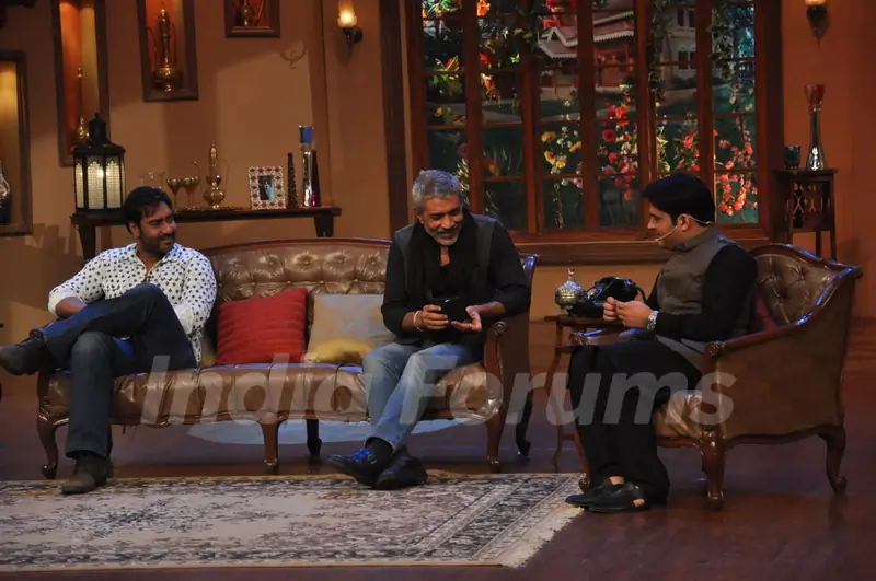 Ajay Devgn and Prakash Jha at Satyagraha's  Promotion on Comedy Nights with Kapil