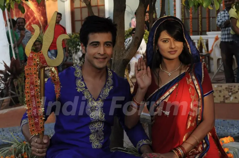 Kratika Sengar and Dishank Arora