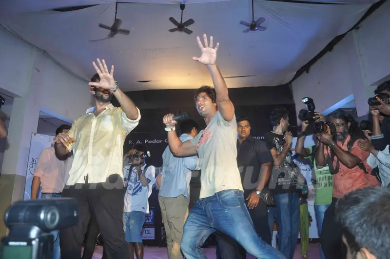 Shahid Kapoor performs at Enigma 2013