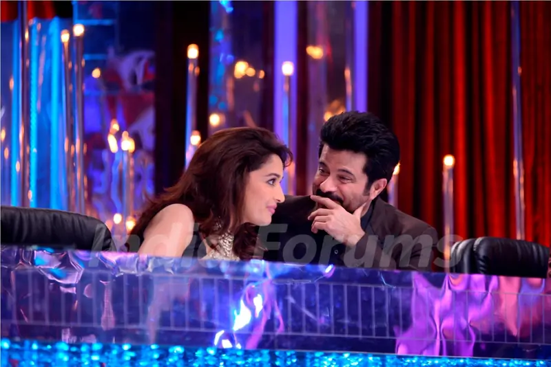 Anil Kapoor in a chat with Madhuri Dixit
