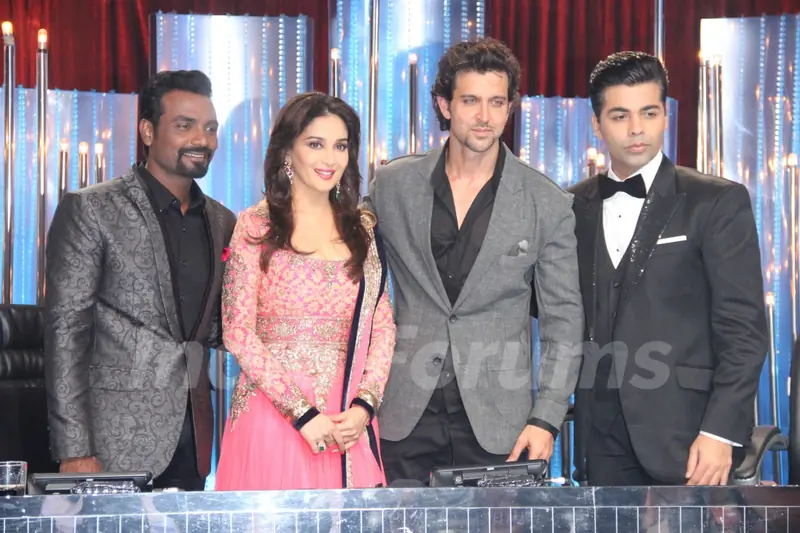 Krrish 3 Promotion on Jhalak Dikhhla Jaa Super Finale