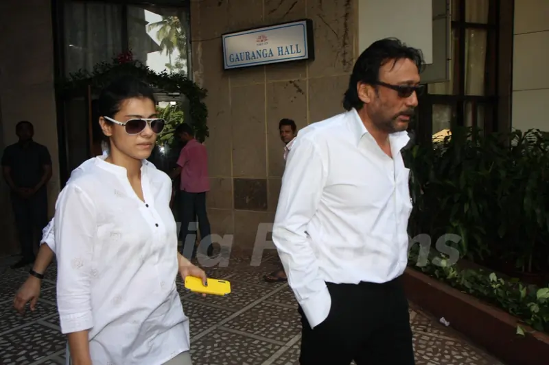 Kajol and Jackie Scroff leaving from the prayer meet of Madhuri Dixit's father