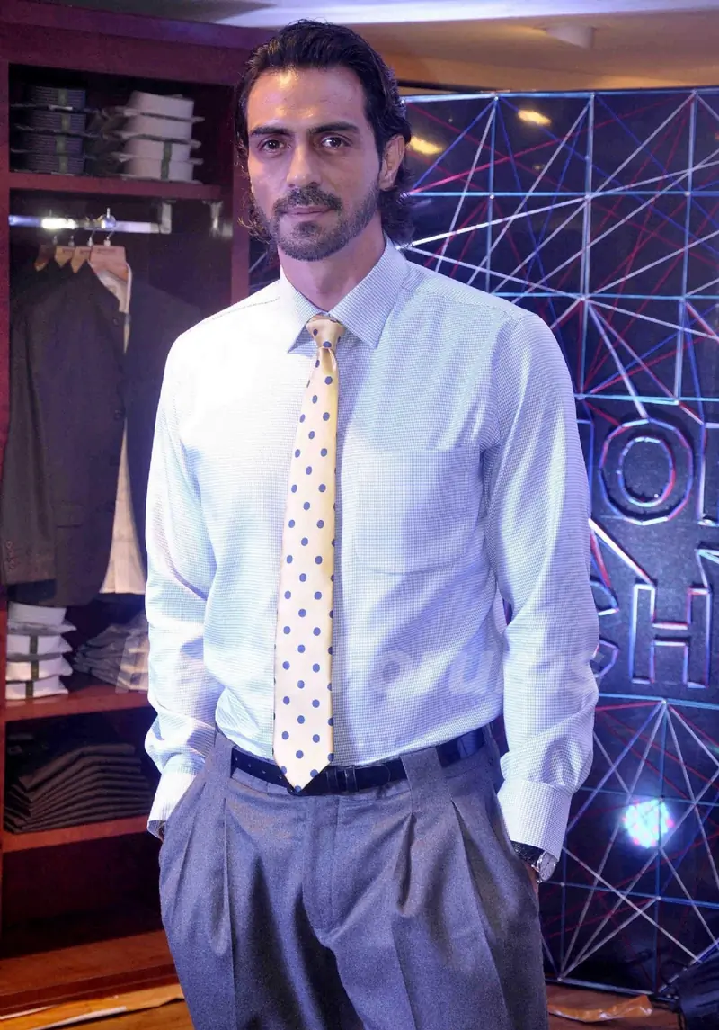 Arjun Rampal launches Arrow's stitchless shirt
