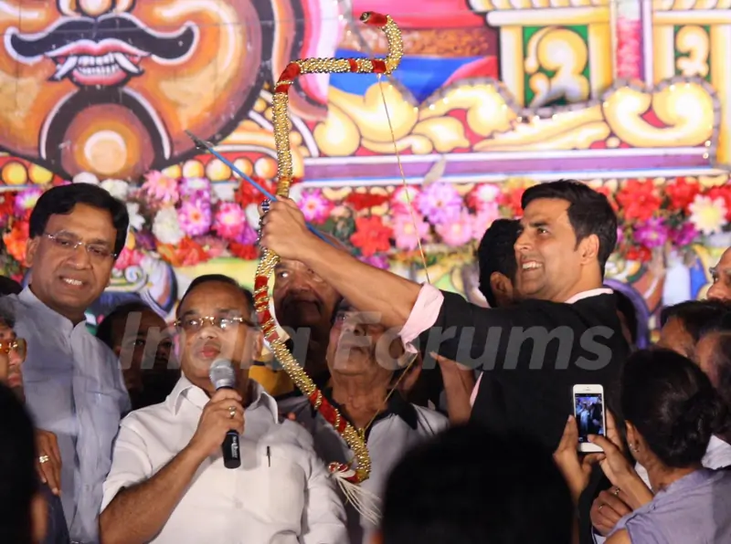 Akshay Kumar at the Luv-Kush Ramleela on Dusshera