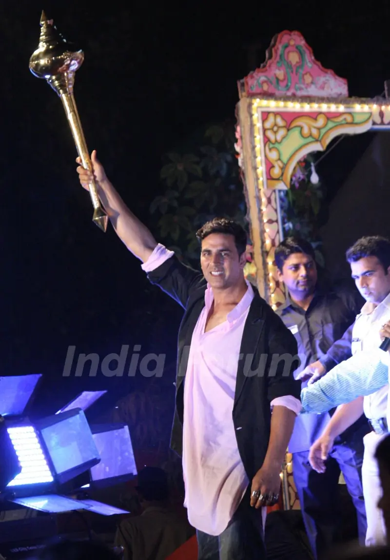 Akshay Kumar at the Luv-Kush Ramleela on Dusshera
