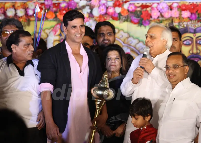 Akshay Kumar at the Luv-Kush Ramleela on Dusshera