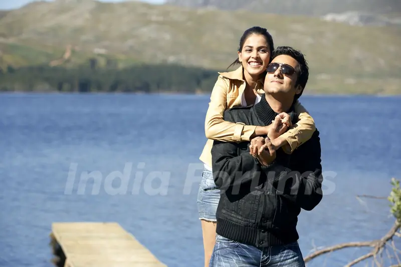 Lovable scene of Fardeen and Genelia Dsouza