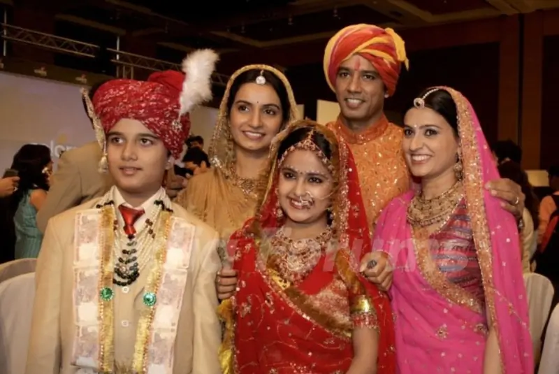 Anandi, Jagdish, Smita, Bhairav and Bhagwati in Balika Vadhu