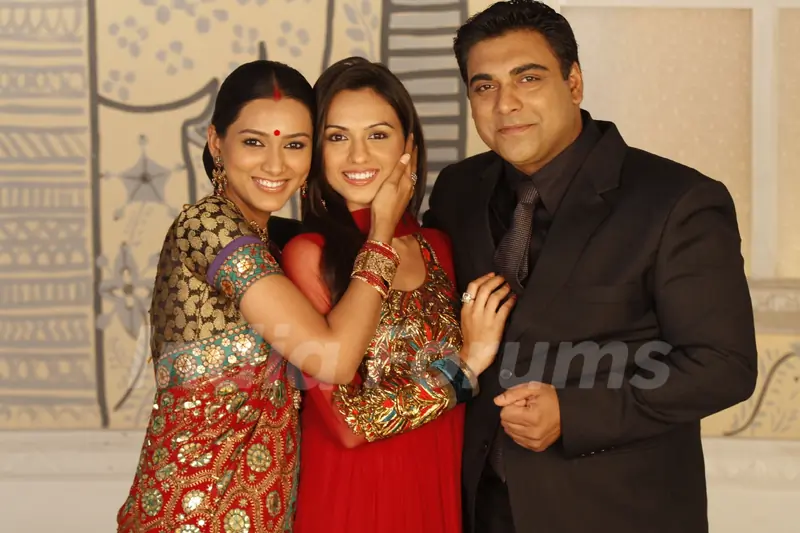 Ram Kapoor, Pallavi Subash and Priya Bhatija in Basera