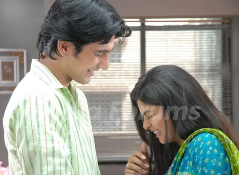 Jyoti and Brij are laughing