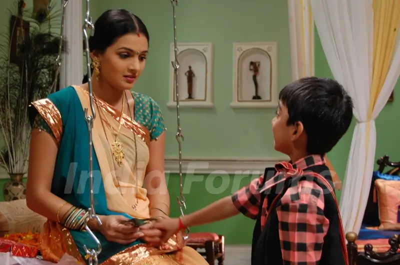 Bhakti talking to Gopal