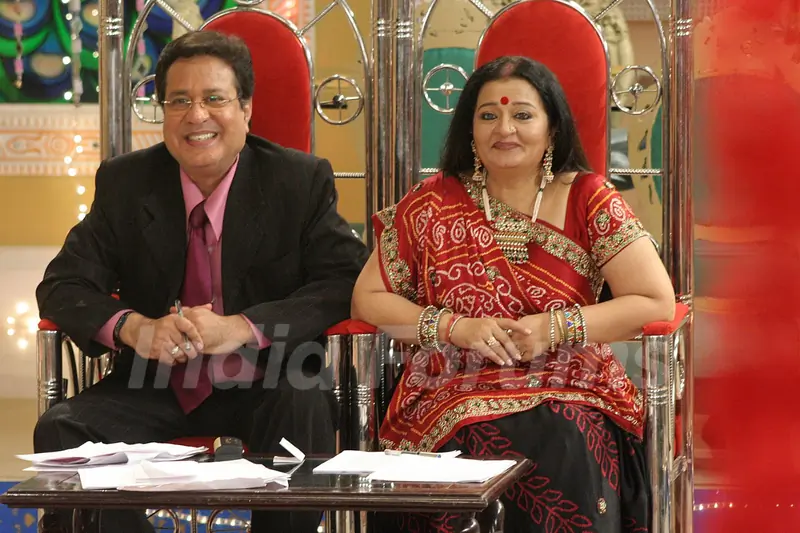 A still image from the show Hamari Devrani