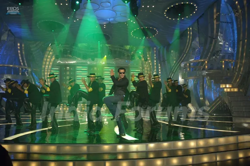 Salman Khan doing stage perfomance