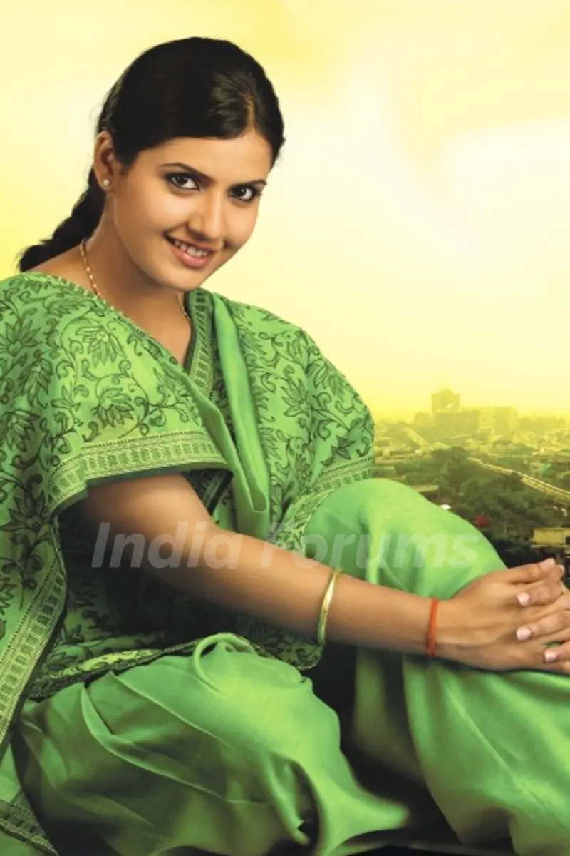 A still image of Simi Sethi
