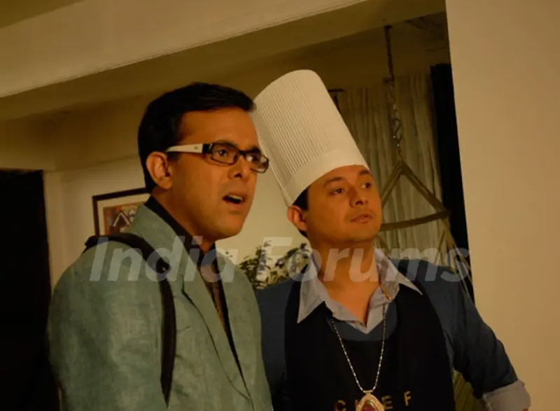 Rajdeep and Kapil looking shocked