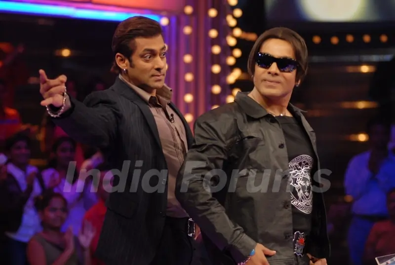 Salman Khan with his duplicate