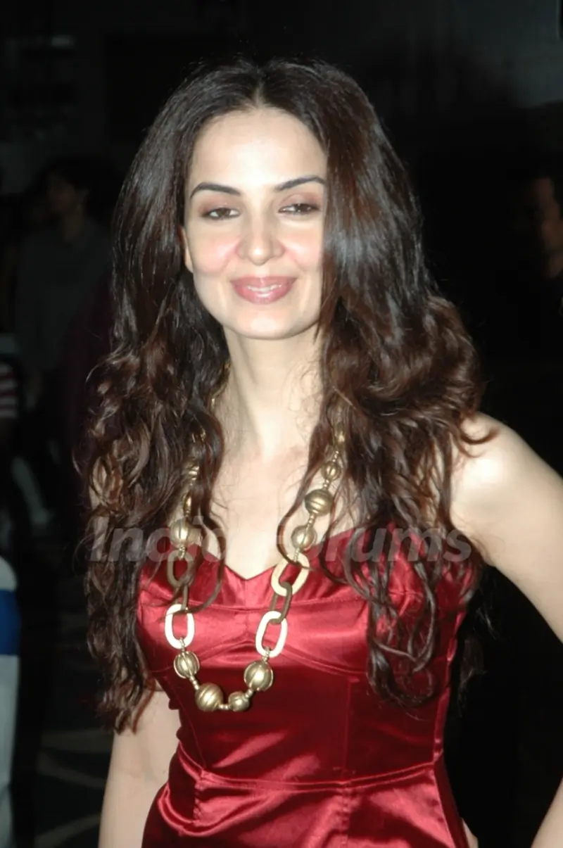 Vineeta looking gorgeous