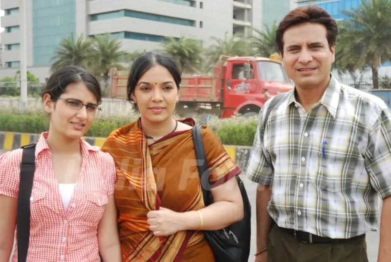 Nanda with her husband and daughter Geeti