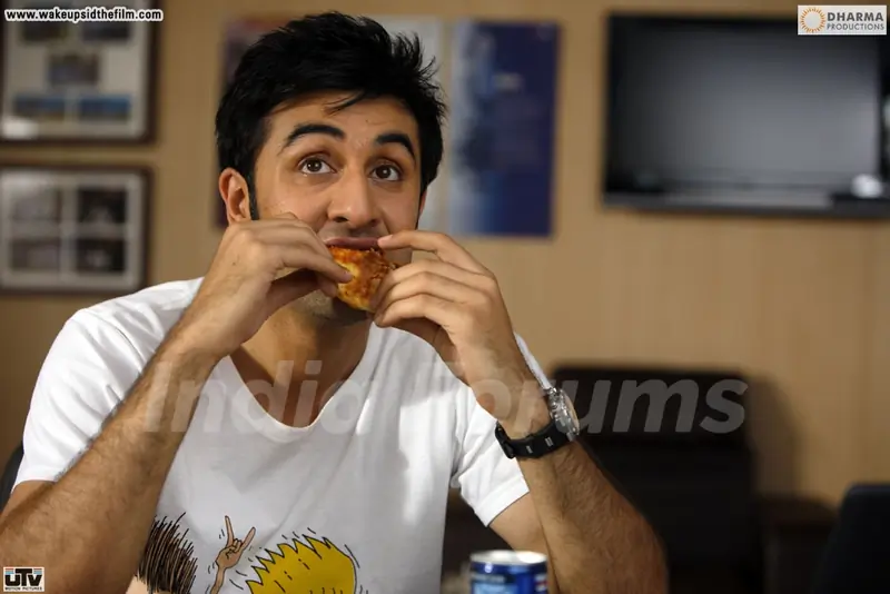 Ranbir Kapoor eating Pizza