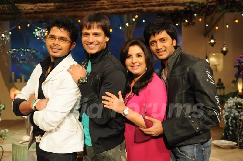 Farah Khan with Sreesanth, Ritesh Deshmukh and Vivek Oberoi