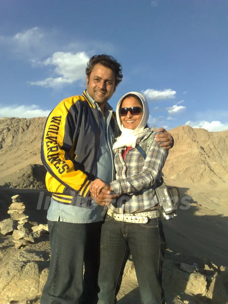 Sanjeev Seth and Lata Seth