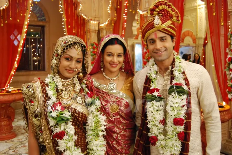 Shubh and Suhani with mother Yashodha