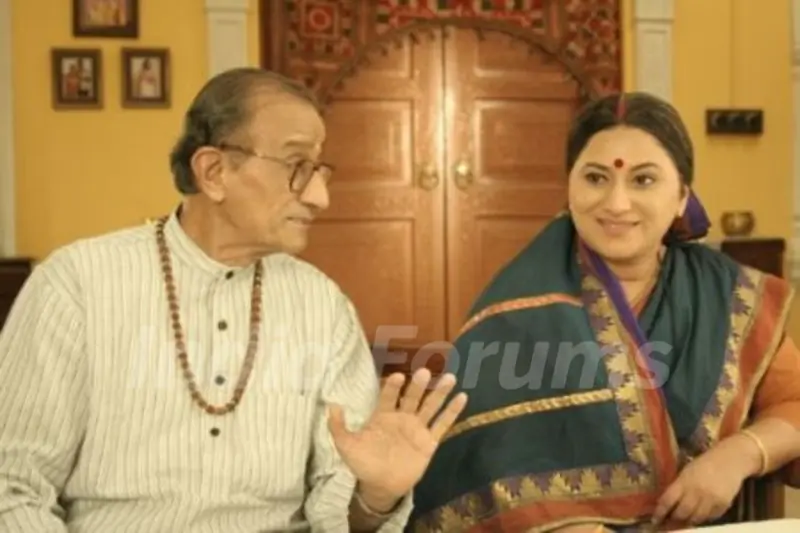 Shraddha mother and father