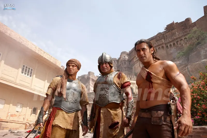 Mithun Chakraborty, Salman and Sohail Khan in Veer movie