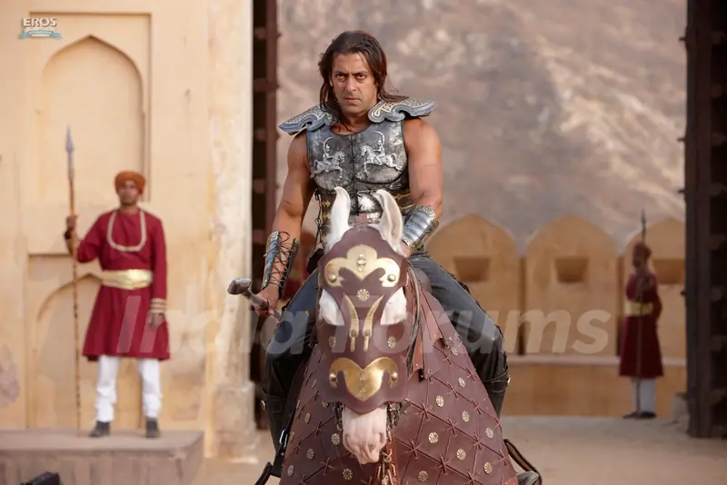 Salman Khan looking in angry mood