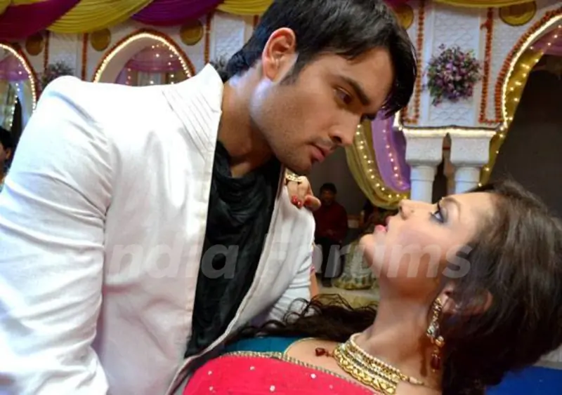 Drashti Dhami and Vivan Dsena