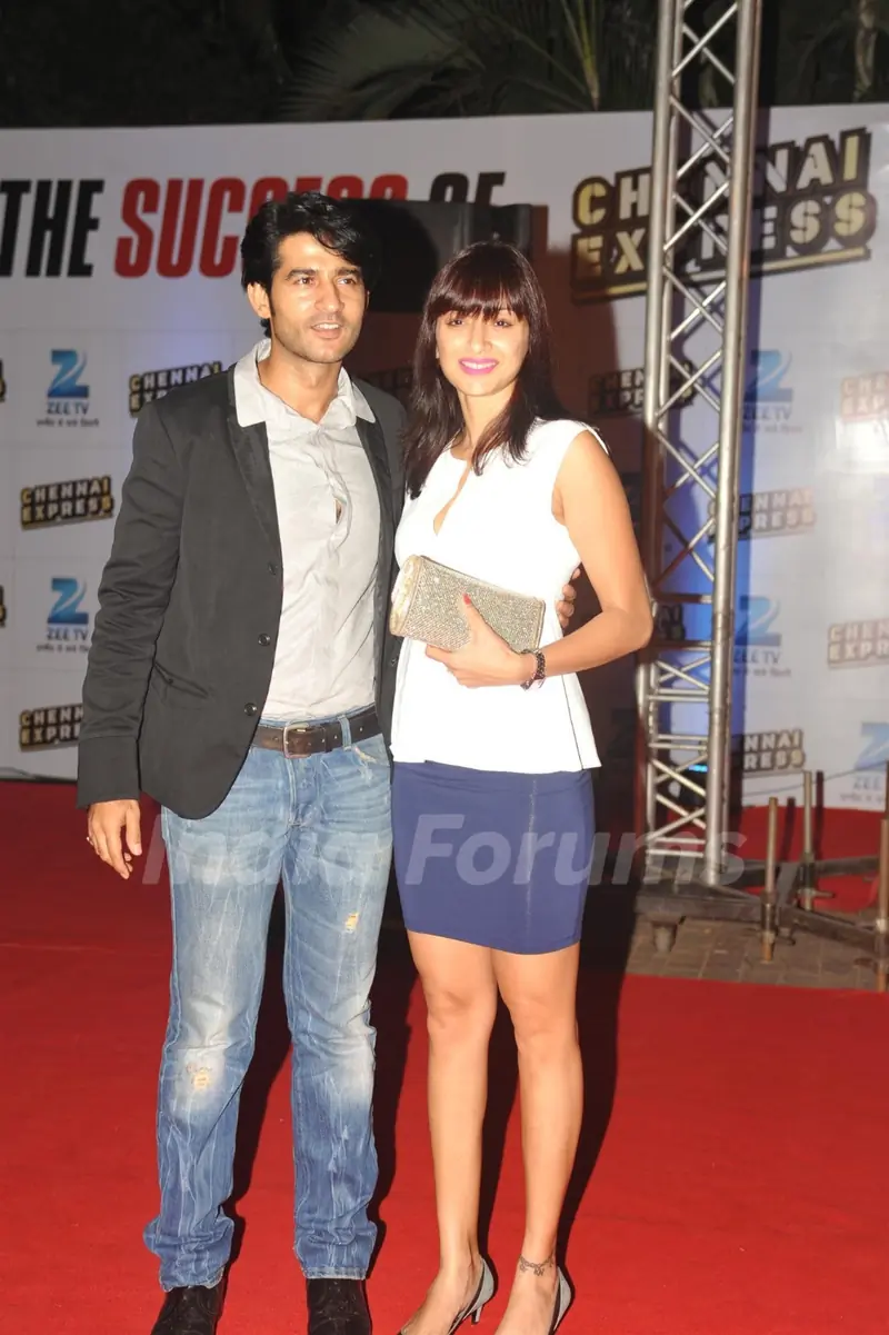 Hiten Tejwani and Gauri Pradhan attented the Success Party of Chennai Express