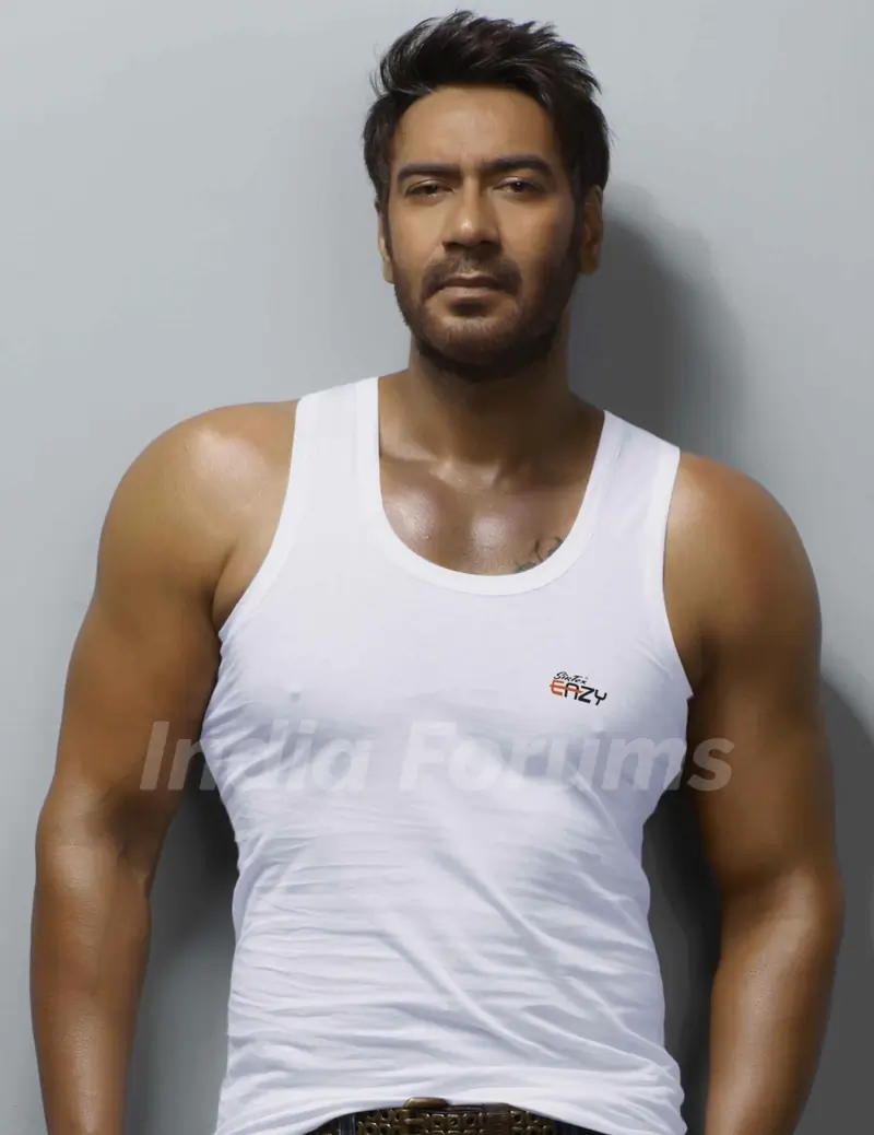 Ajay Devgn Shoots For Sirtex Eazy