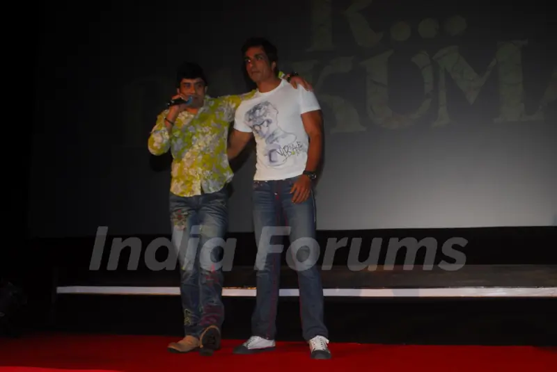 Sonakshi and Sonu Sood at R...Rajkumar 2nd Trailer Launch