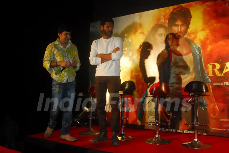 Sonakshi and Sonu Sood at R...Rajkumar 2nd Trailer Launch