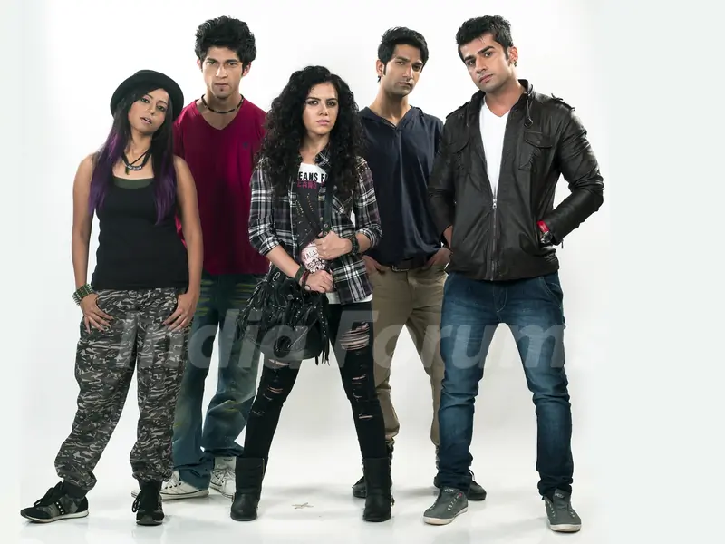 Paanch - 5 wrongs make a right