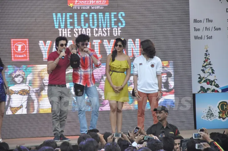 Yaariyan team at Esselworld