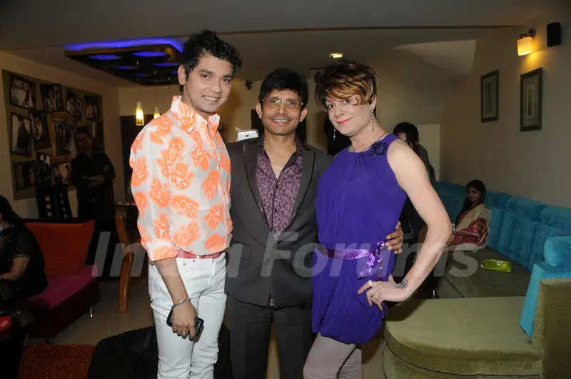 Vivek Mishraa and Bobby Darling were at Kamaal. R. Khan's Birthday Bash