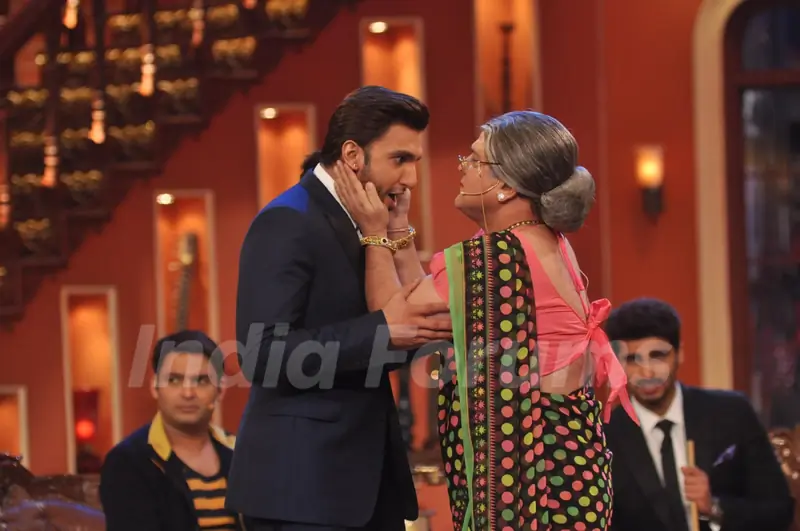 Ali Asgar jokes with Ranveer Singh on Comedy Nights with Kapil