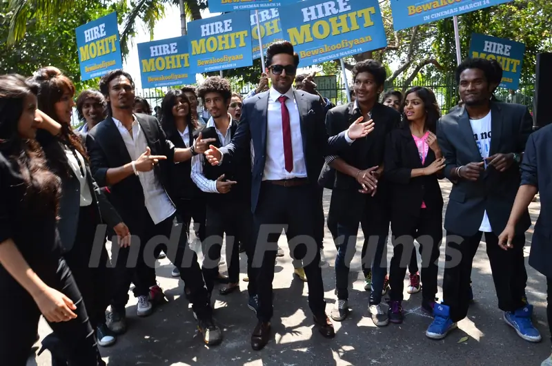Ayushmann performs a corporate flash mob