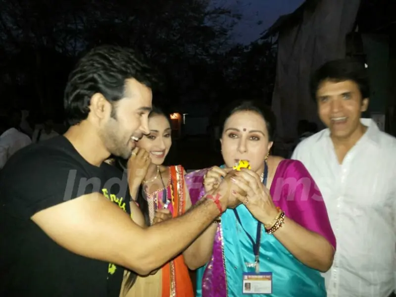 Poonam Dhillon at Karan Shrama's Birthday Bash on Ek Nayi Pehchaan