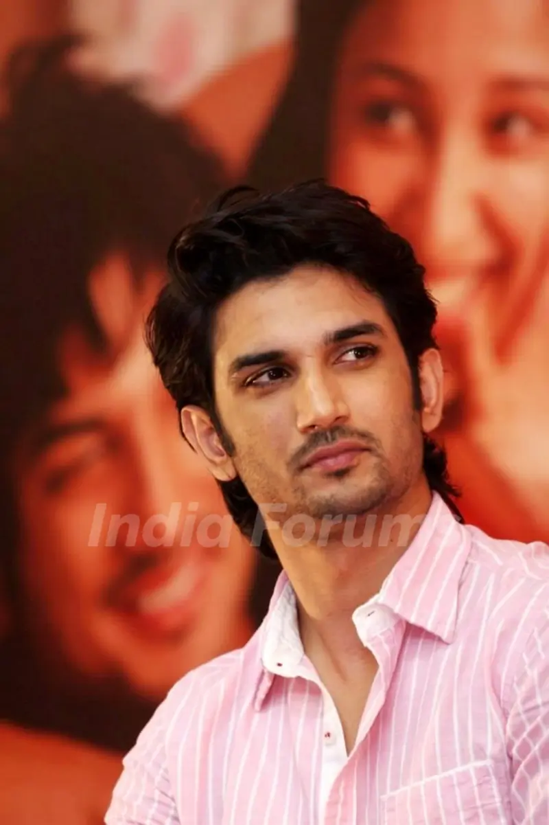 Sushant Singh Rajput at Gulabi Song Launch