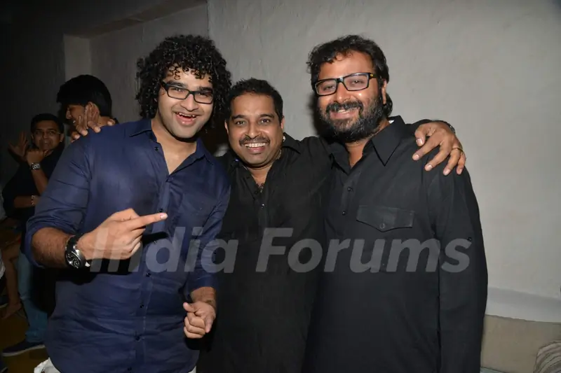 Siddharth Mahadevan's birthday bash