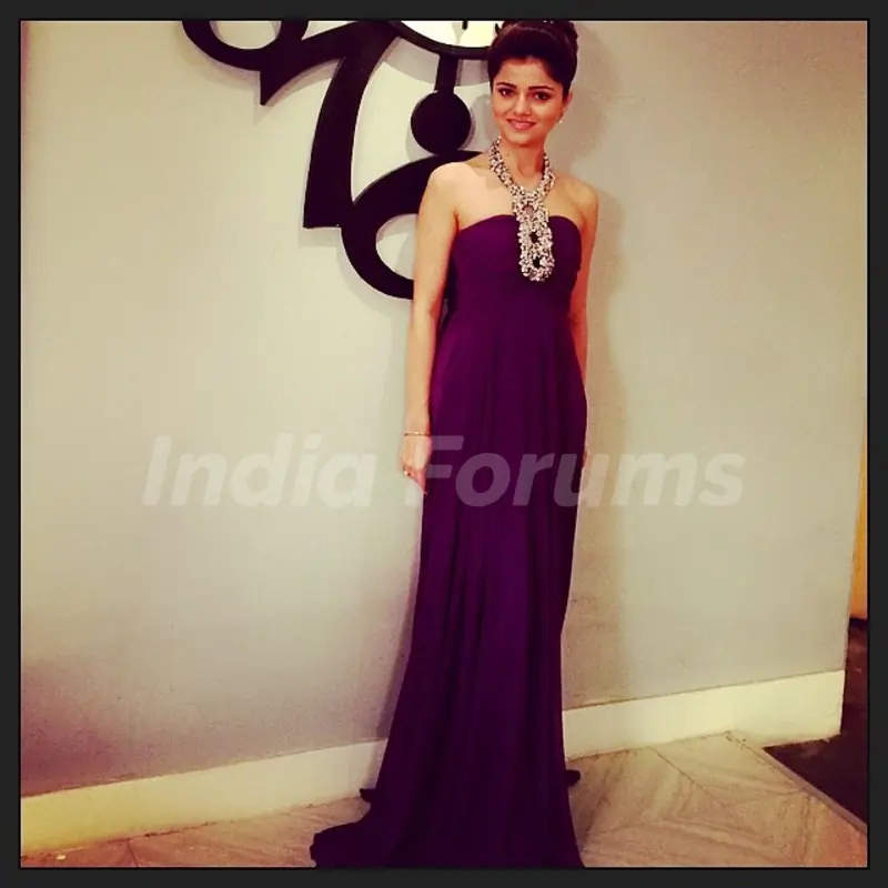 Rubina Dilaik as Jeannie