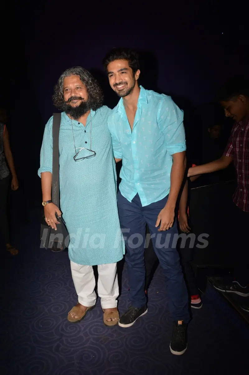Amole Gupte and Saqib Saleem at the Hawaa Hawaai screening visit