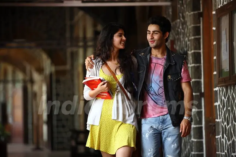 Lekar Hum Deewana Dil