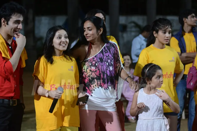 Beintehaa & Rangrasiya celebrate the completion of 100 episodes